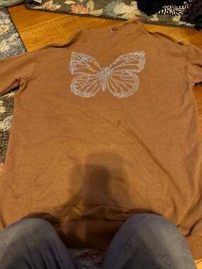 No boundaries hoodie size large